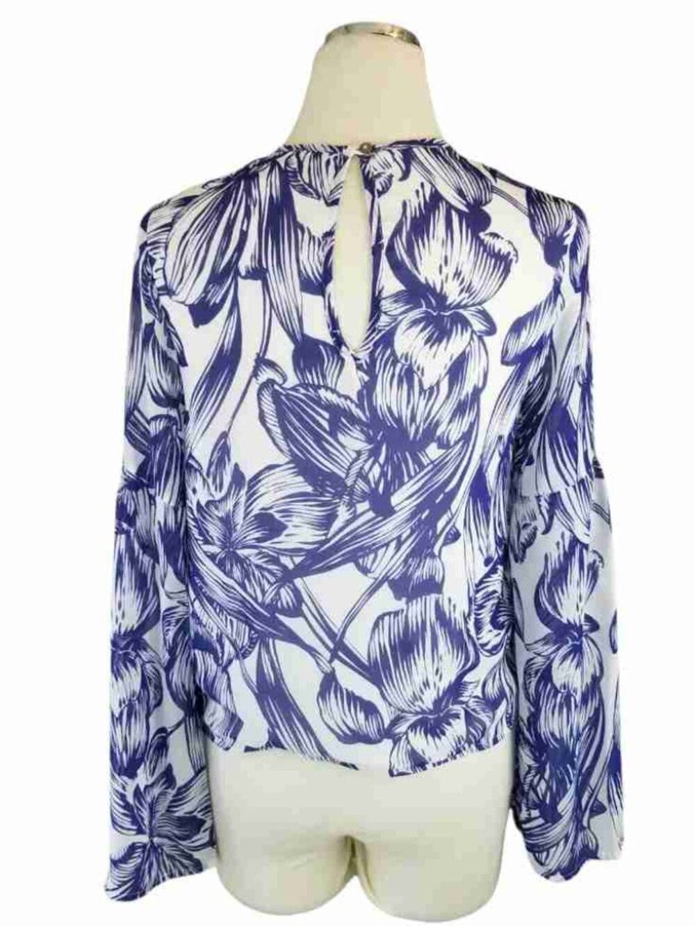 Karlie NWT Blue White Floral Faux Wrap Blouse Bell Sleeve Keyhole Top Small - Picture 3 of 5